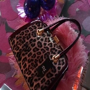 Black cherry 🍒🍒red leopard 💓💓purse
